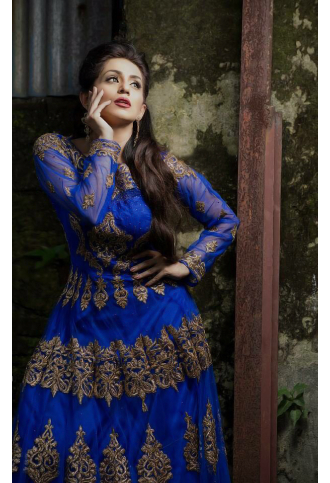 Andria D'Souza modeling picture in Indian Ethnic wear