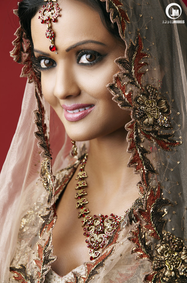 Model Shezly Mahendra, photographed in Indian ethnic wear
