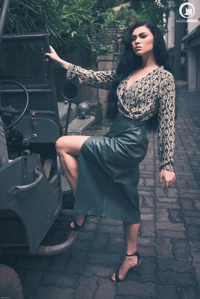 Street Fashion with model Suzanna | India Models